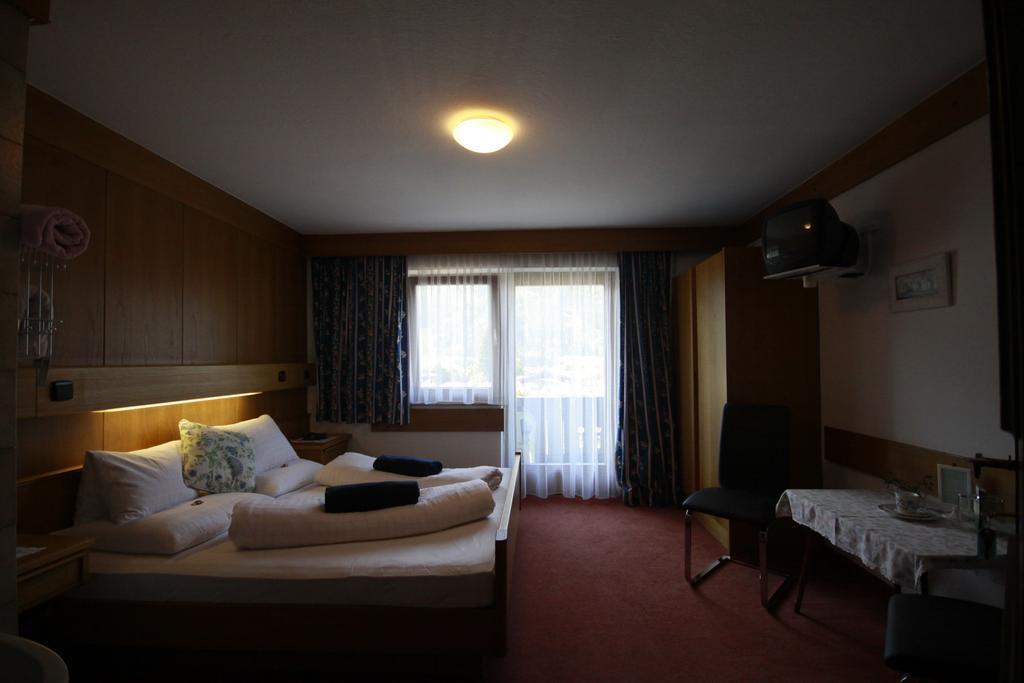 Privatzimmer Kammerlander Neukirchen am Großvenediger Zimmer foto